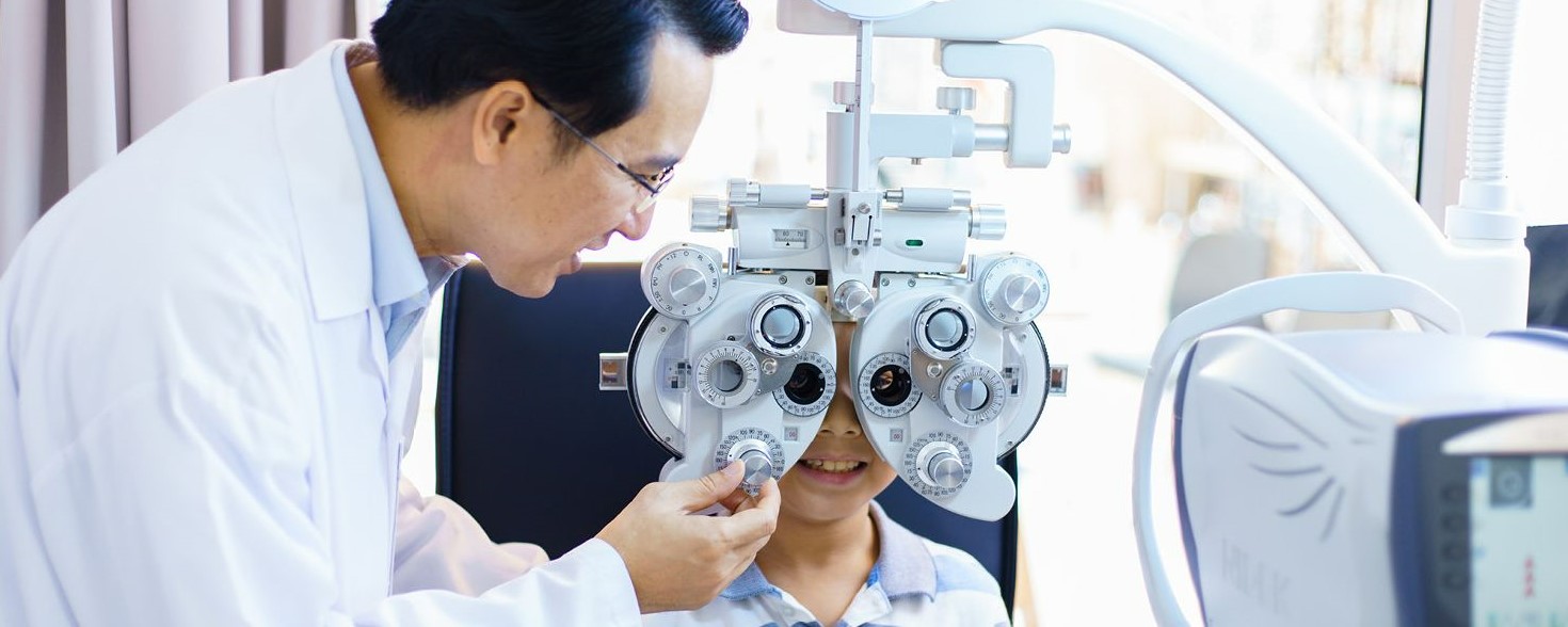 Erste Augenuntersuchung bei Kindern | Scharfsinn2